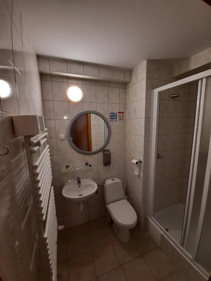 Ds Za Kolumnami Hostel Krakow